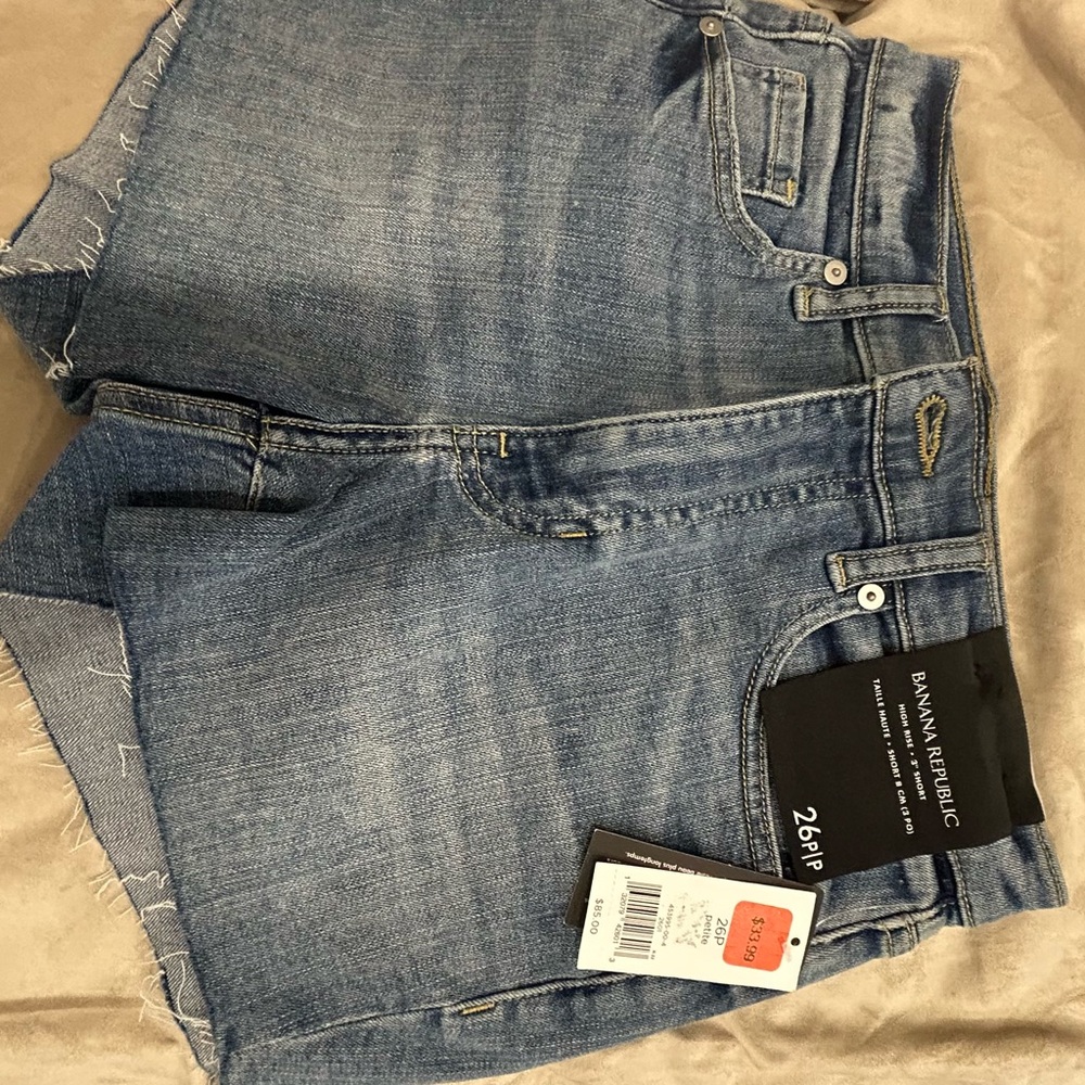 Banana Republic Medium Blue Denim Short Jeans with Tags